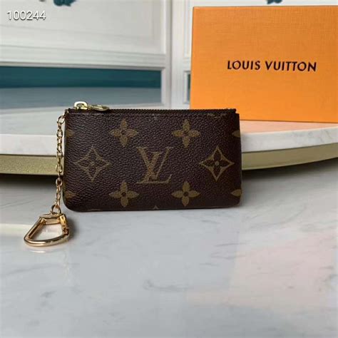 lv key poich